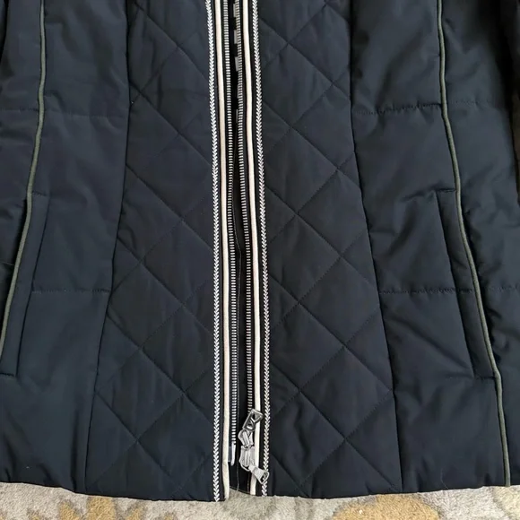 Bogner Quilted and Insulated Ski/Snow Jacket Sz 6/SM - Picture 7 of 12